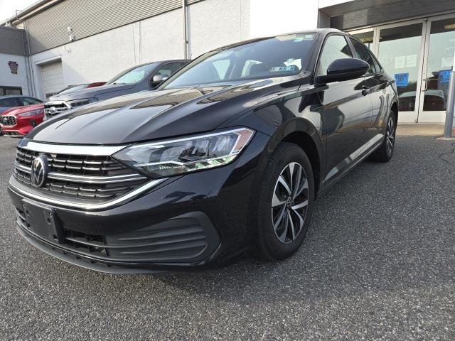 used 2024 Volkswagen Jetta car, priced at $15,999