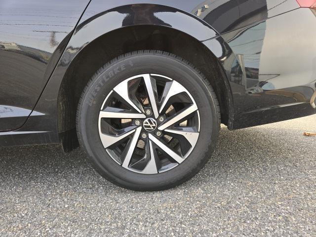 used 2024 Volkswagen Jetta car, priced at $15,999