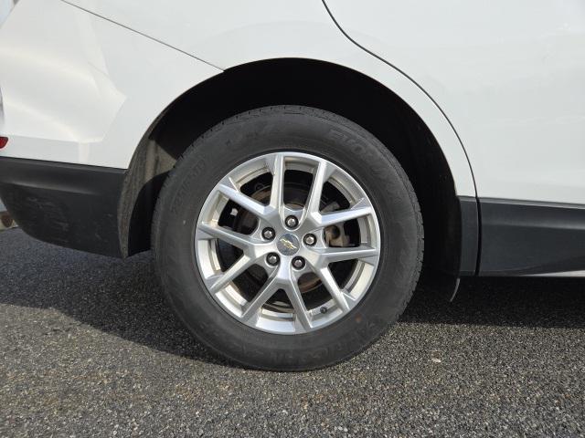 used 2022 Chevrolet Equinox car, priced at $16,999