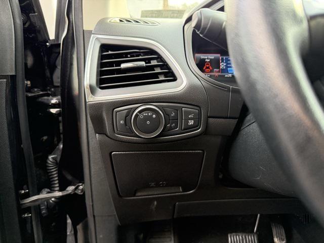 used 2022 Ford Edge car, priced at $23,999