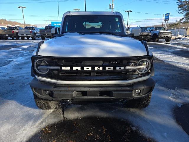 new 2025 Ford Bronco car, priced at $54,040