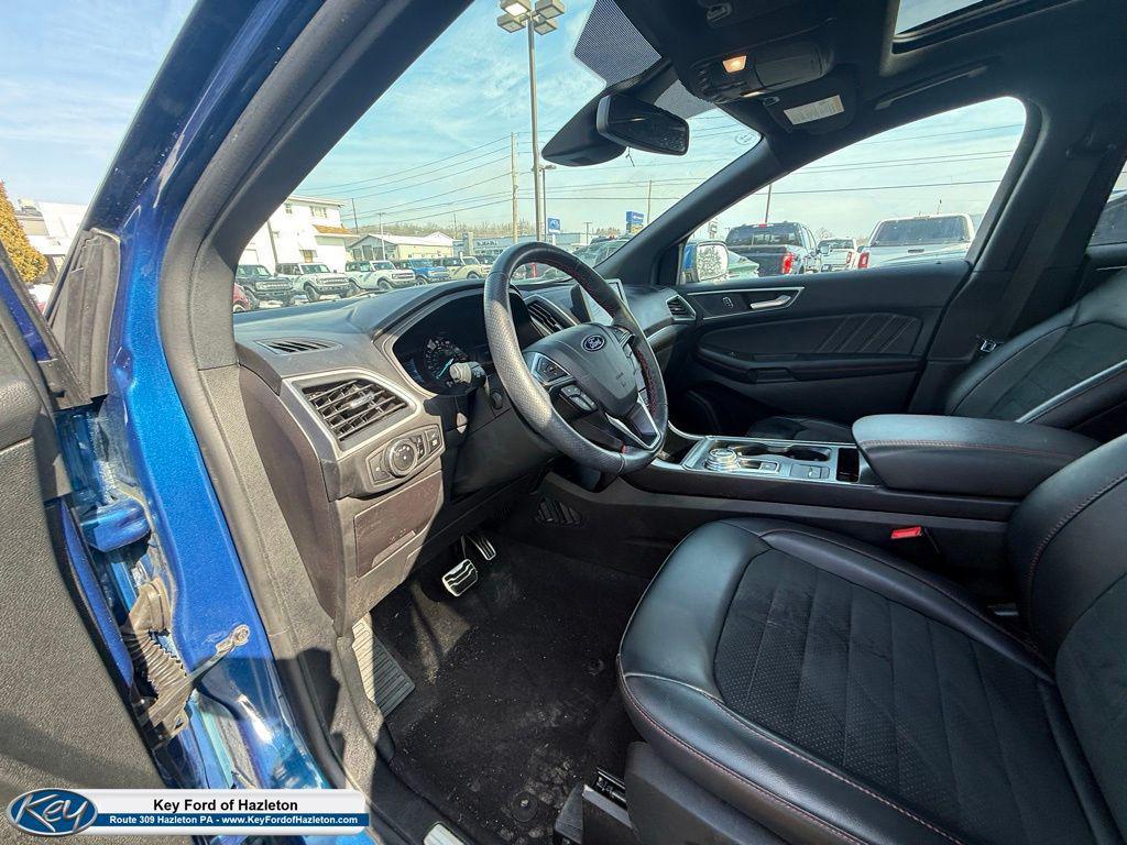 used 2023 Ford Edge car, priced at $29,988