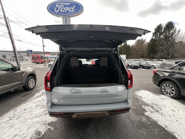 new 2026 Ford Expedition car, priced at $83,895