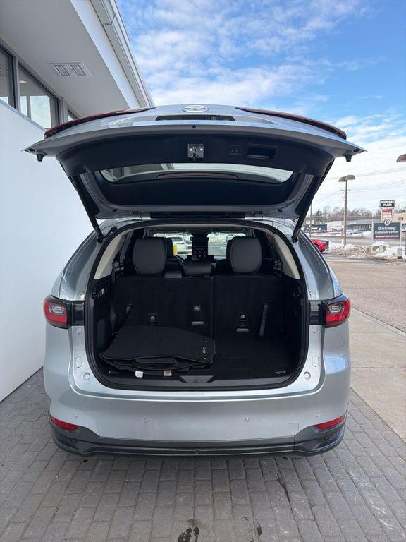 used 2025 Mazda CX-90 car, priced at $38,000