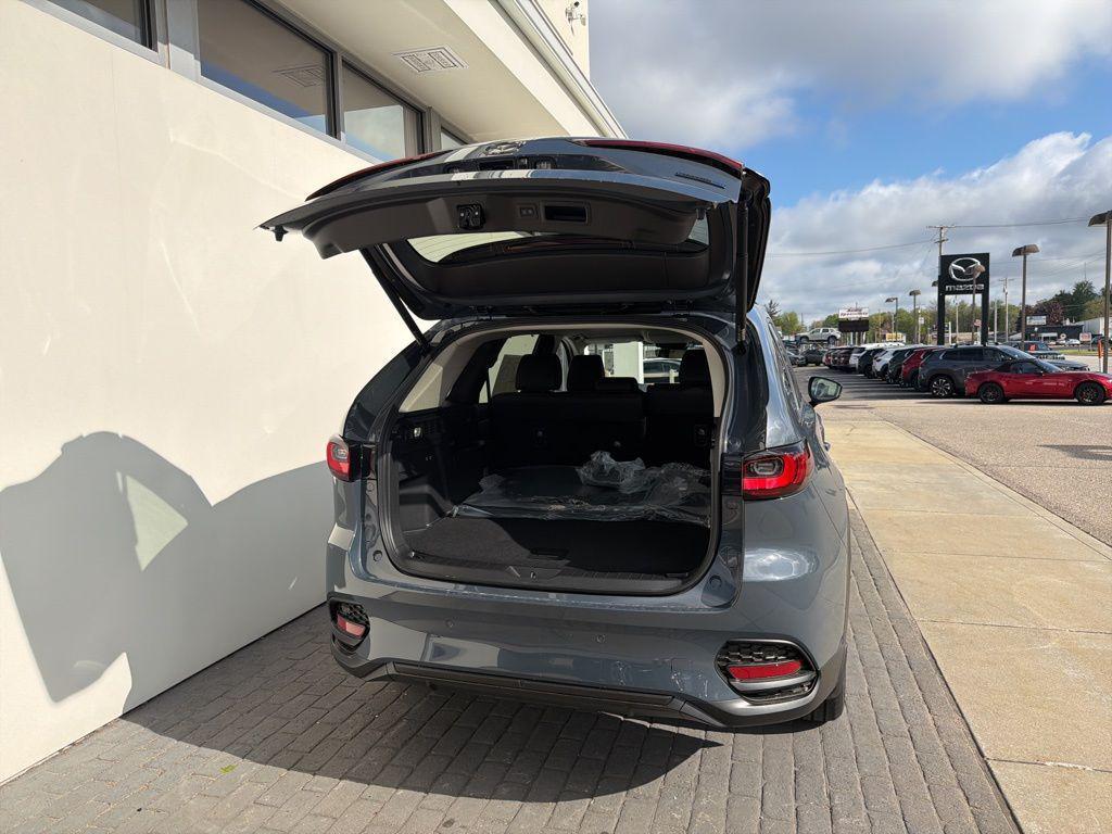 new 2026 Mazda CX-70 PHEV car, priced at $49,725