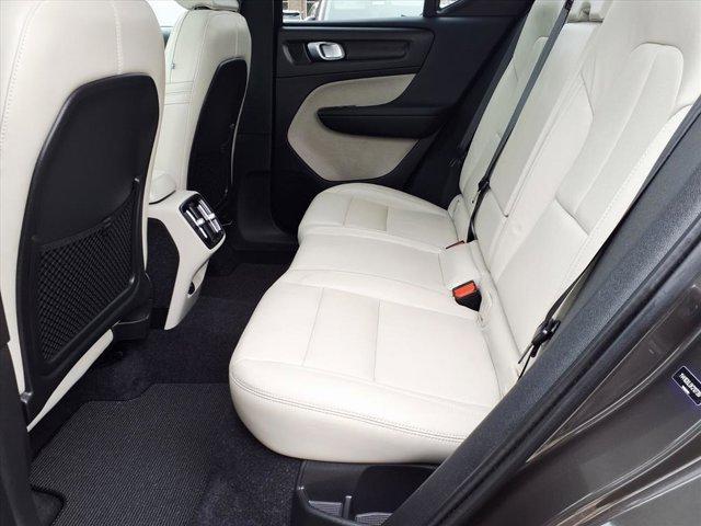 used 2019 Volvo XC40 car, priced at $19,981