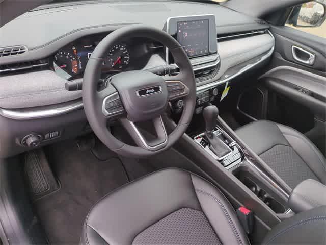 new 2026 Jeep Compass car, priced at $25,190