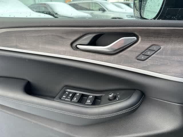 new 2026 Jeep Grand Cherokee car, priced at $49,580