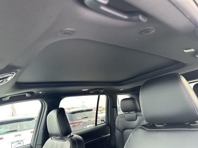 new 2026 Jeep Grand Cherokee car, priced at $49,580