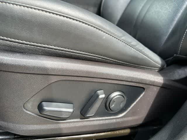 used 2022 Kia Sorento car, priced at $25,570