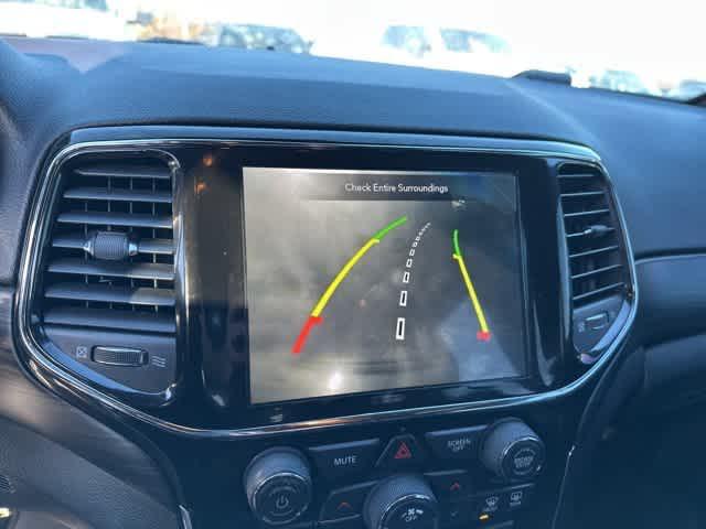 used 2021 Jeep Grand Cherokee car, priced at $19,821