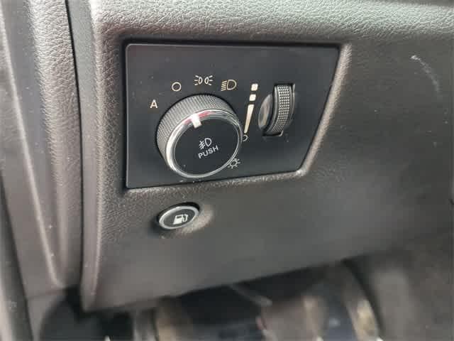 used 2021 Jeep Grand Cherokee car, priced at $22,339