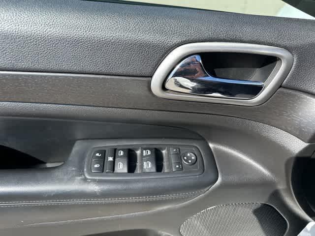 used 2018 Jeep Grand Cherokee car, priced at $17,293