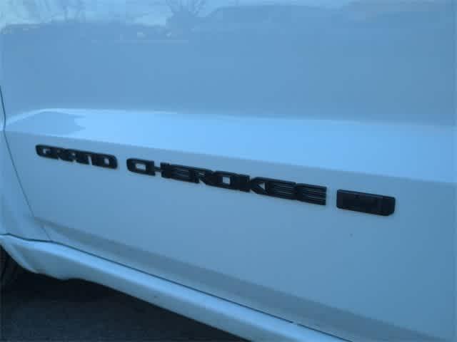used 2021 Jeep Grand Cherokee car, priced at $20,554