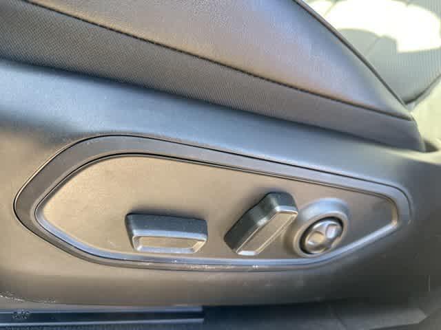 new 2026 Jeep Grand Cherokee car, priced at $47,575