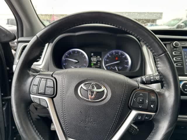 used 2019 Toyota Highlander car, priced at $19,988