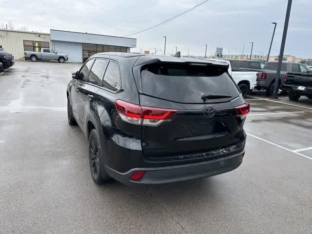 used 2019 Toyota Highlander car, priced at $19,988