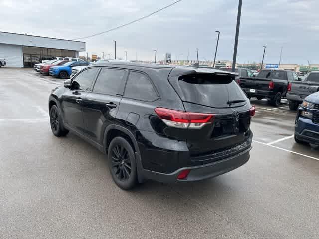 used 2019 Toyota Highlander car, priced at $19,988