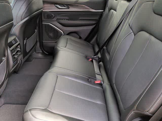 new 2026 Jeep Grand Cherokee car, priced at $47,359