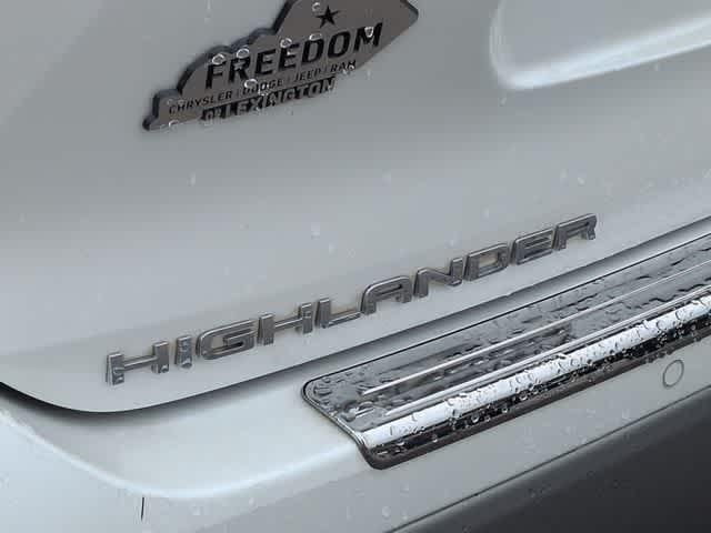 used 2020 Toyota Highlander car, priced at $25,465