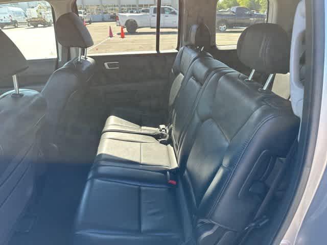 2011 Silver Honda Pilot