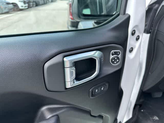 new 2026 Jeep Wrangler car, priced at $51,877