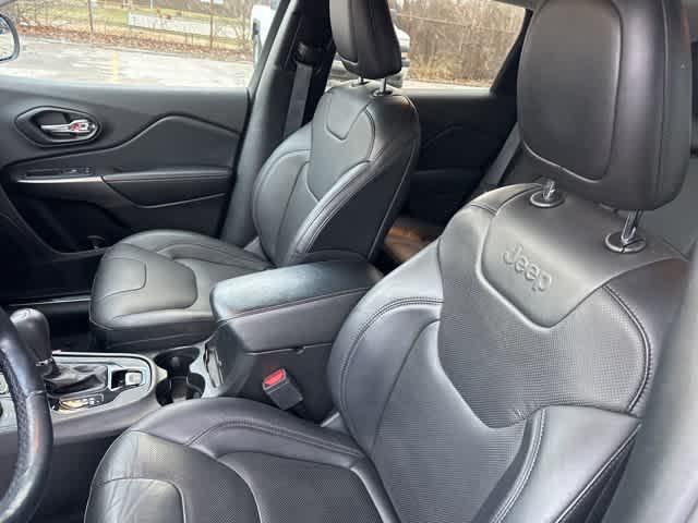 used 2021 Jeep Cherokee car, priced at $16,639