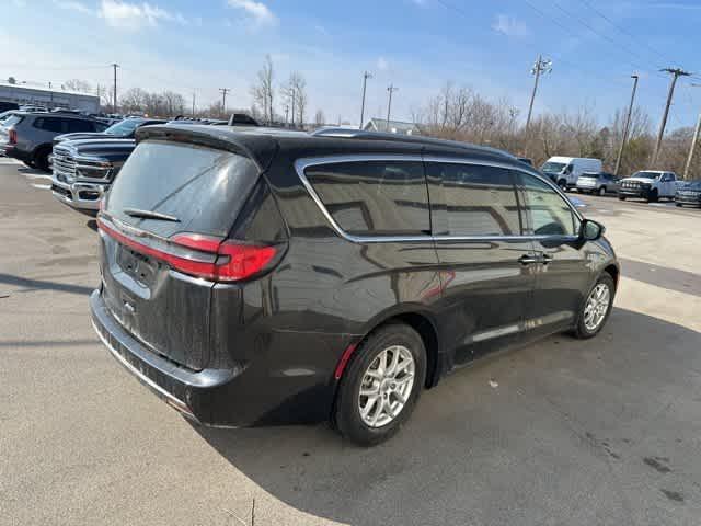 used 2021 Chrysler Pacifica car, priced at $18,468