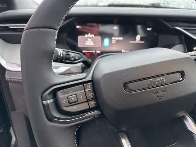 new 2026 Jeep Cherokee car, priced at $38,085