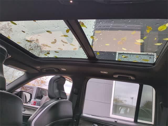 used 2022 Jeep Grand Cherokee car, priced at $30,495