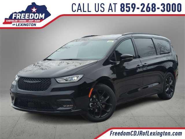 new 2026 Chrysler Pacifica car, priced at $39,180