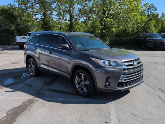 used 2017 Toyota Highlander car, priced at $18,207
