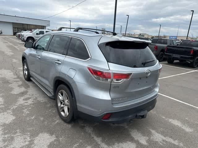 used 2016 Toyota Highlander car, priced at $18,218