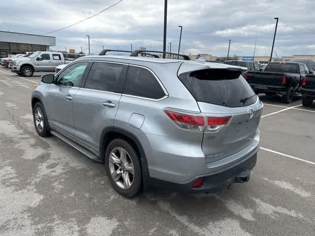 used 2016 Toyota Highlander car, priced at $18,218