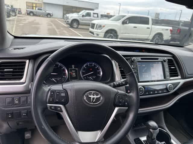 used 2016 Toyota Highlander car, priced at $18,218