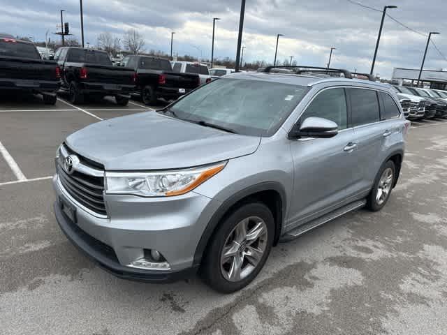 used 2016 Toyota Highlander car, priced at $18,218