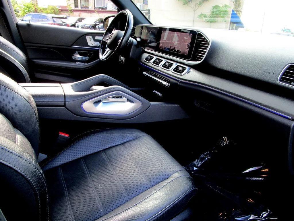 used 2020 Mercedes-Benz GLE 450 car, priced at $27,555