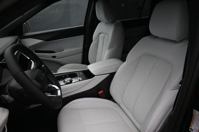 new 2026 Jeep Cherokee car, priced at $37,983