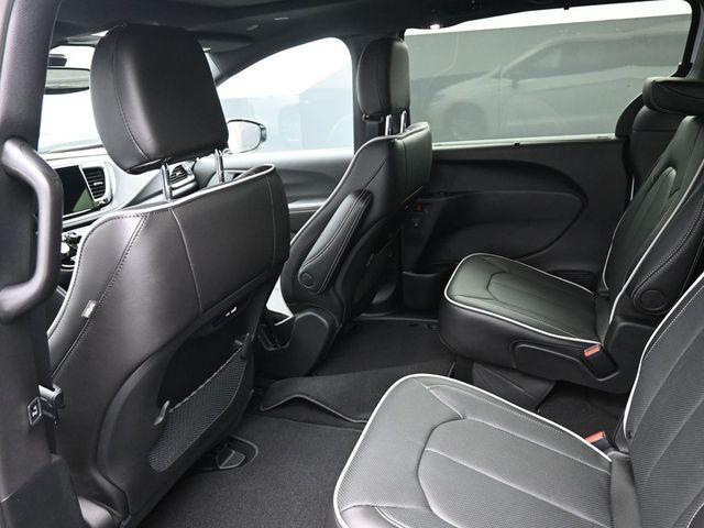 new 2026 Chrysler Pacifica car, priced at $47,334