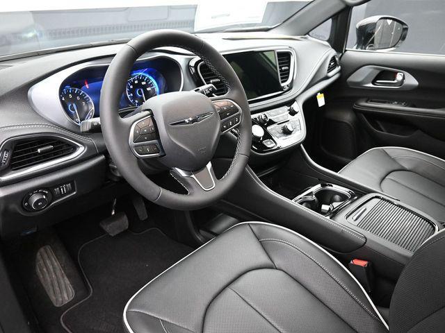 new 2026 Chrysler Pacifica car, priced at $47,334