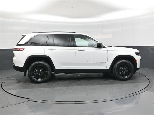 new 2026 Jeep Grand Cherokee car, priced at $46,246