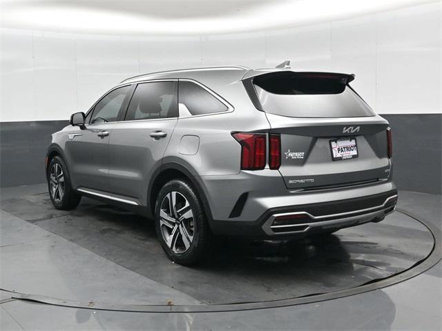 used 2023 Kia Sorento Plug-In Hybrid car, priced at $31,231