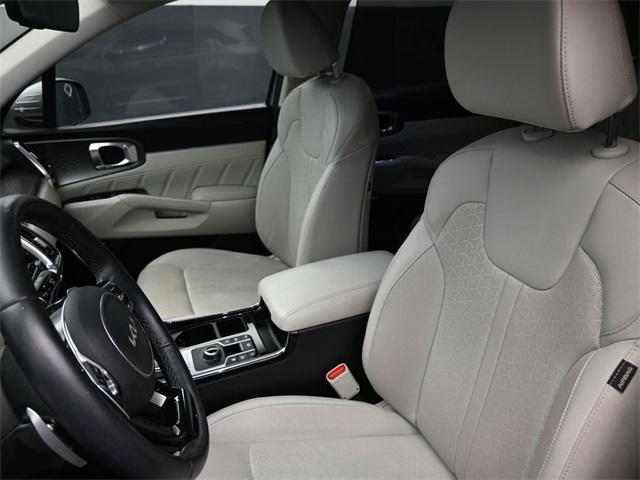 used 2023 Kia Sorento Plug-In Hybrid car, priced at $31,231