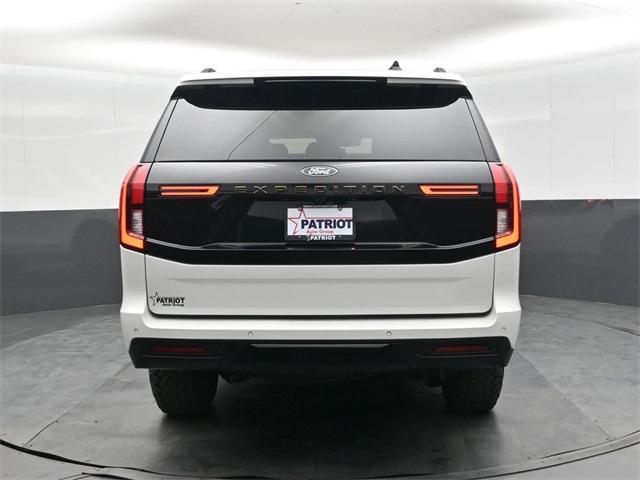used 2025 Ford Expedition car, priced at $70,808