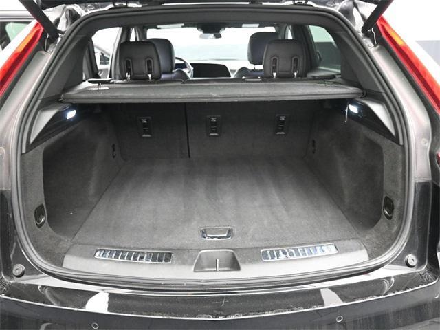 used 2024 Cadillac XT4 car, priced at $28,500