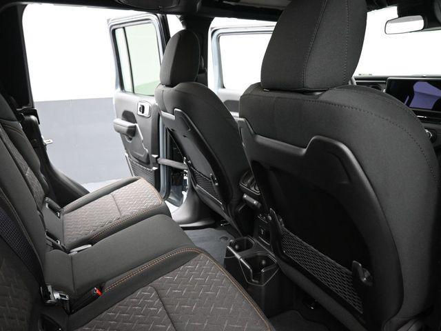 new 2026 Jeep Gladiator car, priced at $54,765