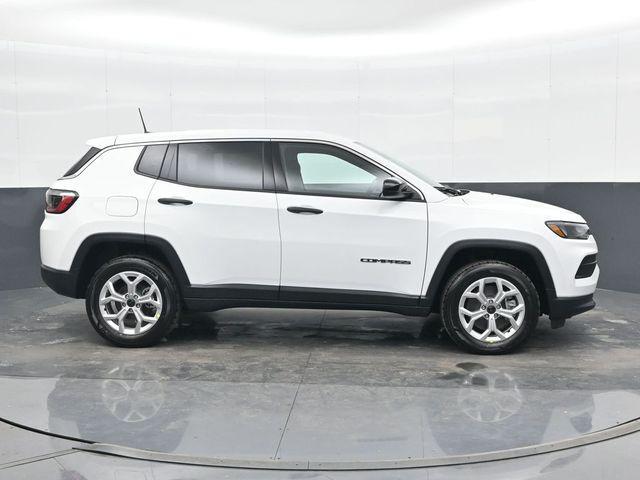 used 2025 Jeep Compass car, priced at $28,000