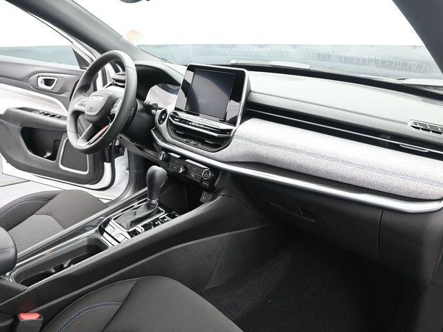 used 2025 Jeep Compass car, priced at $28,000