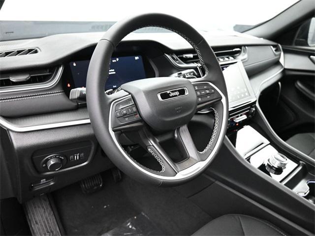 new 2025 Jeep Grand Cherokee L car, priced at $35,298