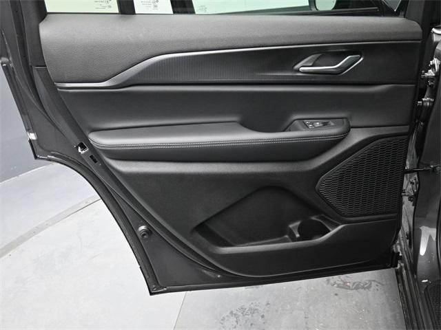 new 2025 Jeep Grand Cherokee L car, priced at $35,298